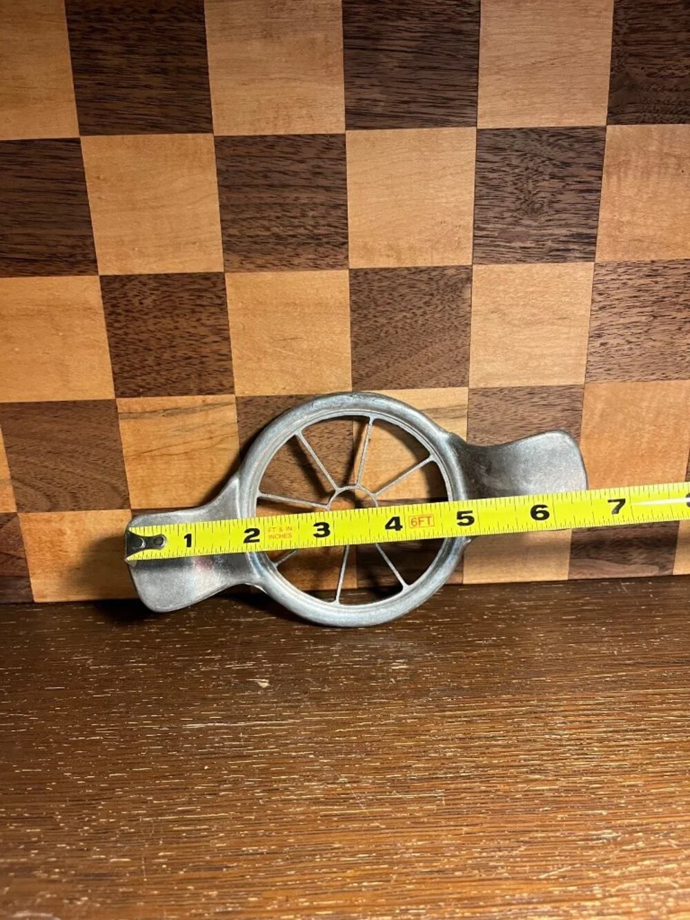 Metal Apple Corer Slicer A585